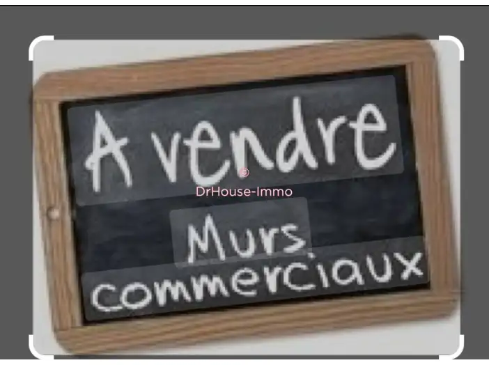 Commerce 5 pièces de 200 m² - Moissy-Cramayel (77550)