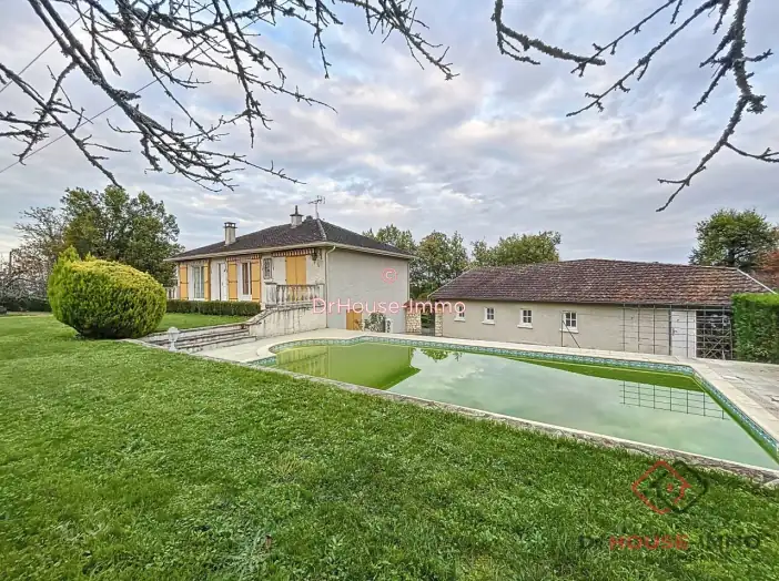 Maison 4 pièces de 121 m² - Boulazac (24750)