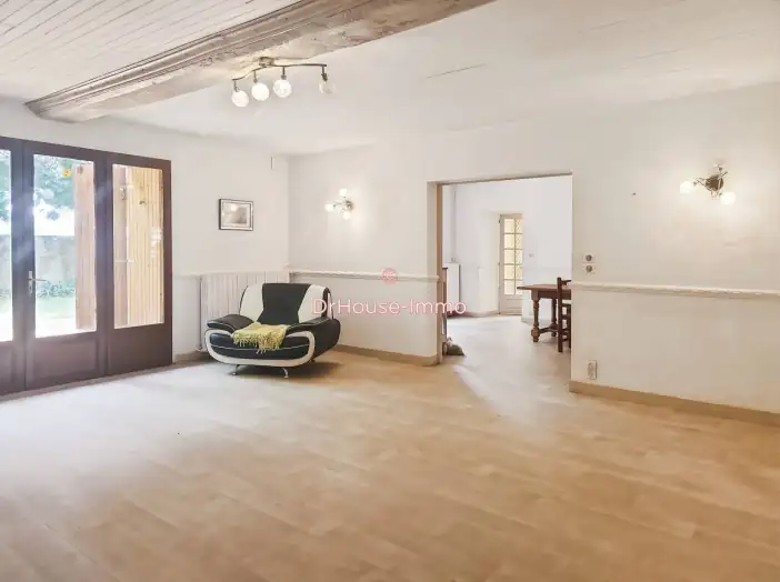 Maison 11 pièces de 518 m² - Ballon (72290)