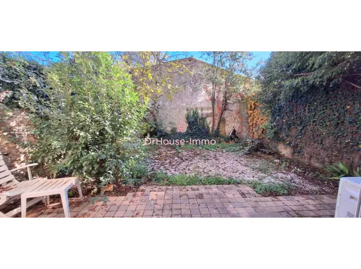 Maison 5 pièces de 163 m² - Besse-sur-Issole (83890)