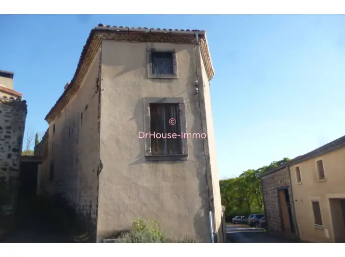 Maison 3 pièces de 86 m² - Tourzel-Ronzières (63320)