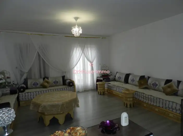 Maison 10 pièces de 320 m² - Miramont-de-Guyenne (47800)