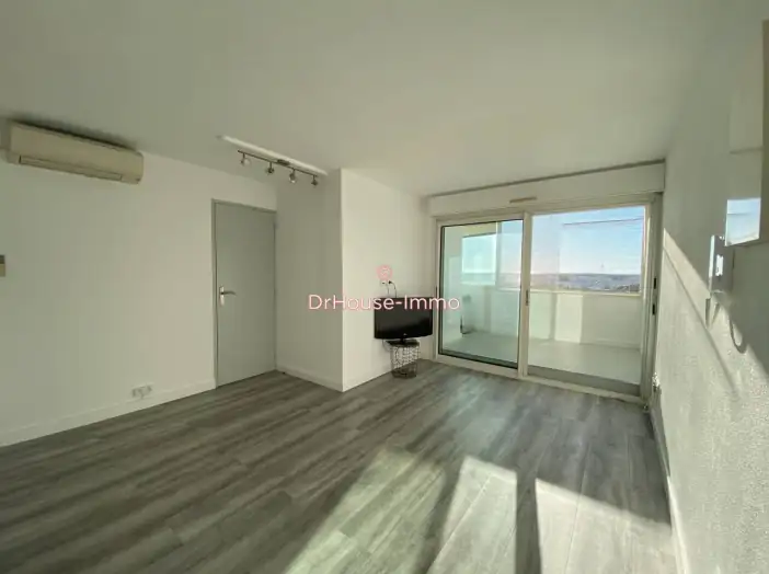 Appartement 2 pièces de 26 m² - Le Grau-du-Roi (30240)