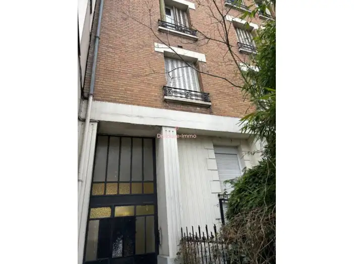 Appartement 2 pièces de 42 m² - Pavillons-sous-Bois (93320)