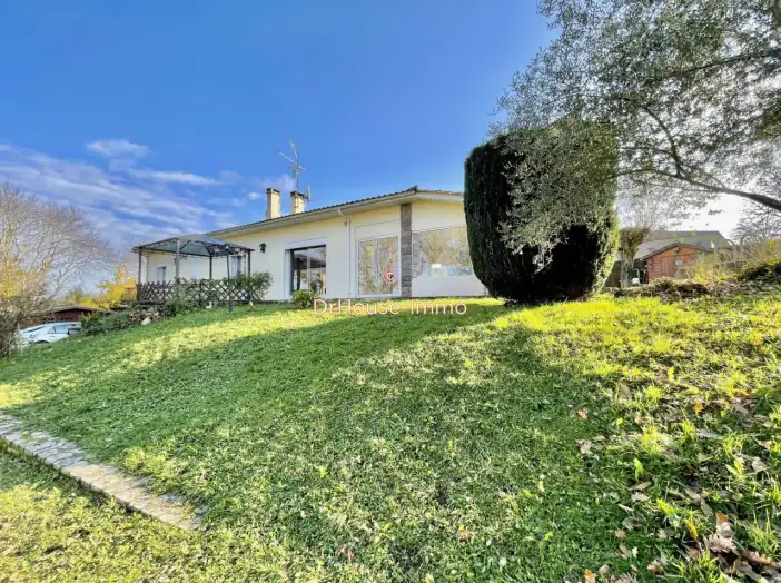 Maison 4 pièces de 94 m² - Blasimon (33540)