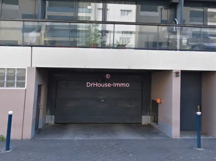 Parking / Box de 14 m² - Pantin (93500)