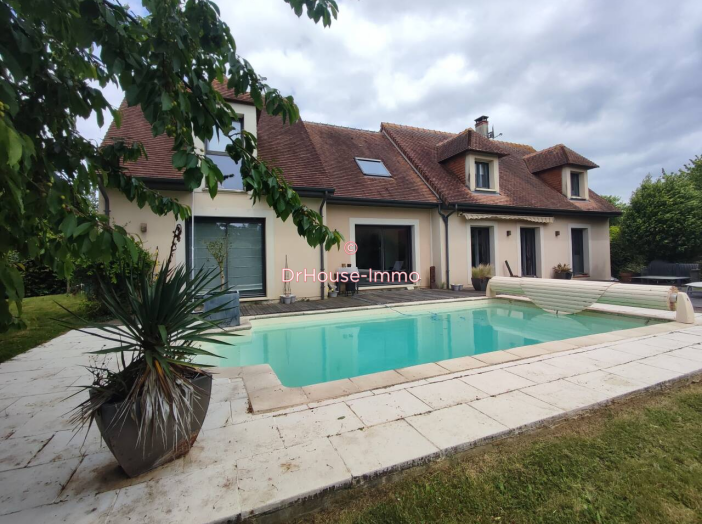 Maison de 212m² - 7 pièces