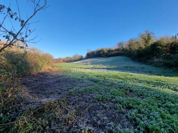 Terrain de 22 846 m² - Monpazier (24540)