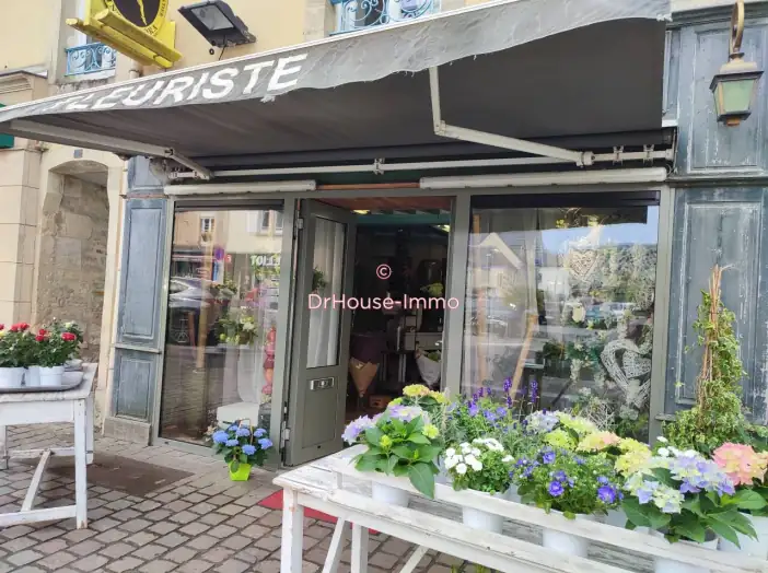 Commerce 2 pièces de 62 m² - Douvres-la-Délivrande (14440)