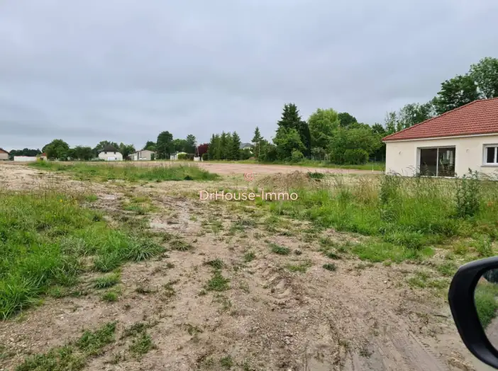 Terrain de 825 m² - Charmont-sous-Barbuise (10150)