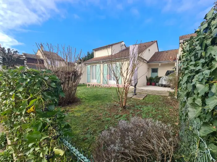 Maison 5 pièces de 88 m² - Poitiers (86000)