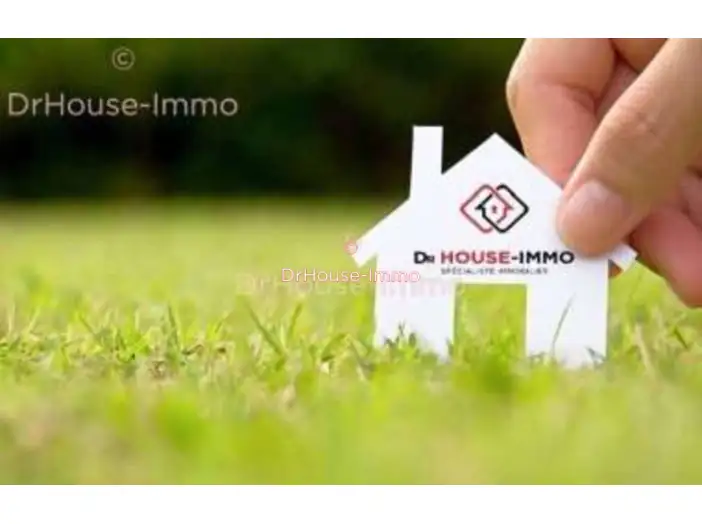 Terrain de 1 044 m² - Corquilleroy (45120)