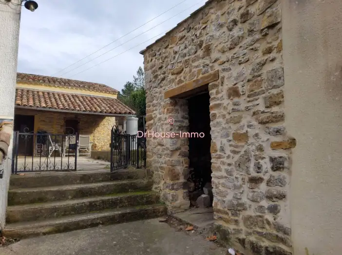 Maison 7 pièces de 120 m² - Molières-sur-Cèze (30410)