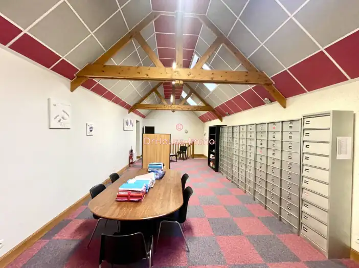 Bureau de 330 m² - Dieppe (76200)