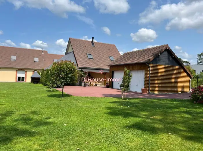 Maison 7 pièces de 240 m² - Grangues (14160)