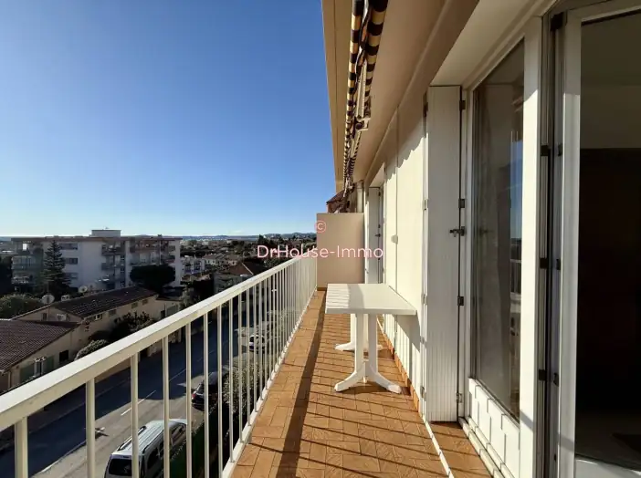 Appartement 3 pièces de 60 m² - Cagnes-sur-Mer (06800)