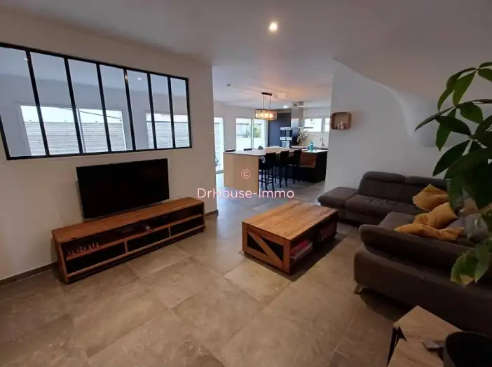 Maison 5 pièces de 147 m² - Pinet (34850)