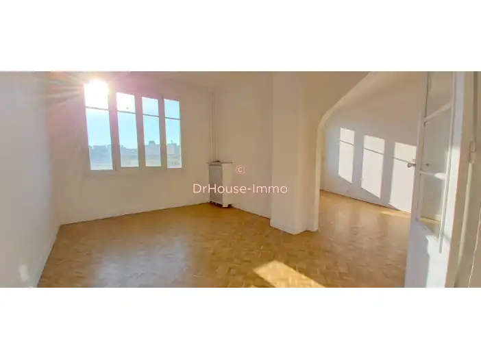 Appartement 3 pièces de 60 m² - Paris (75019)