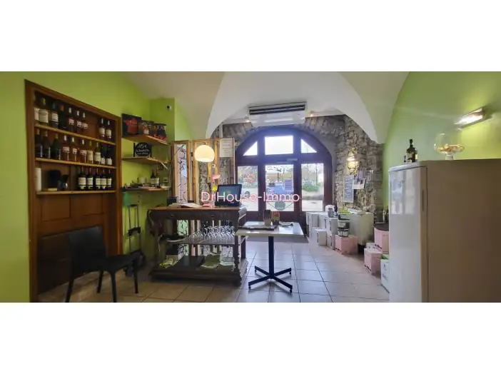 Commerce 4 pièces de 78 m² - Lédignan (30350)