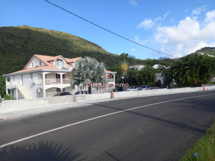 Immeuble de 664m² - 30 pièces