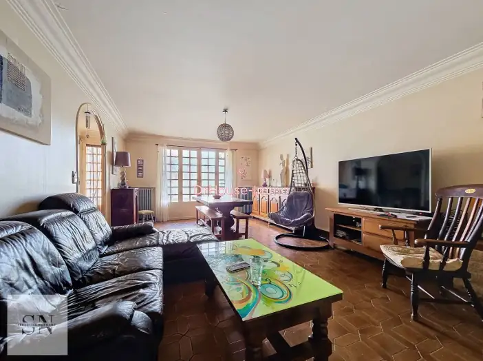 Maison 4 pièces de 100 m² - Sainte-Livrade-sur-Lot (47110)