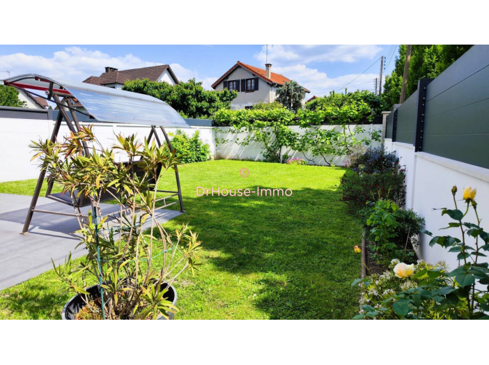 Maison de 199m² - 7 pièces