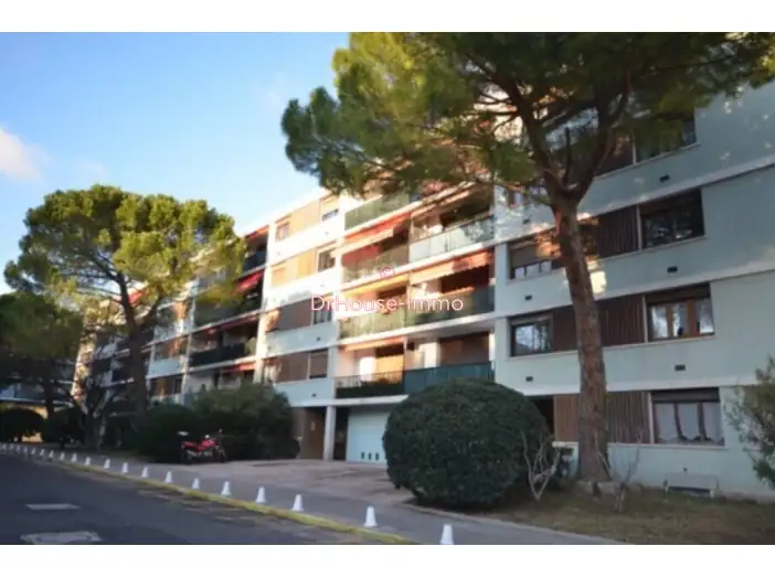 Appartement 1 pièce de 17 m² - Marseille (13013)