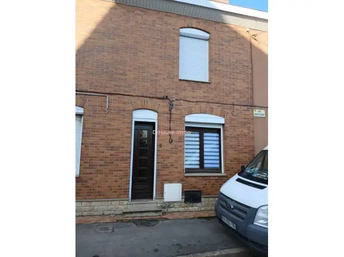 Maison 4 pièces de 94 m² - Douvrin (62138)