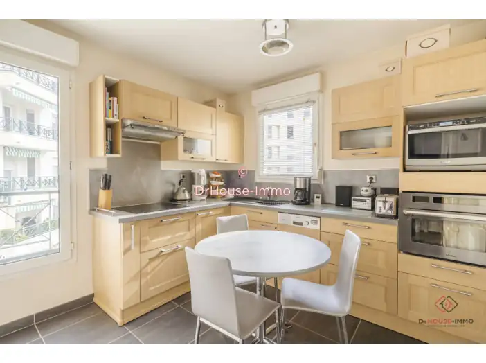 Appartement 4 pièces de 97 m² - Bry-sur-Marne (94360)