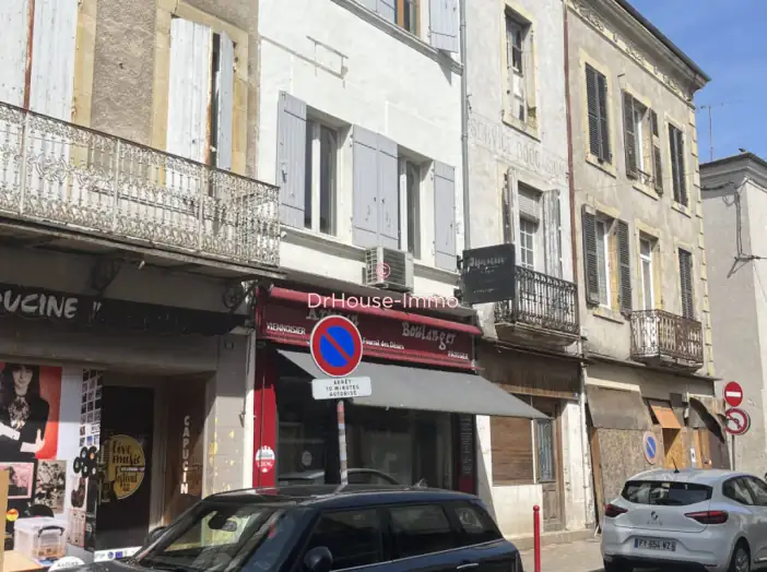 Immeuble 12 pièces de 400 m² - Sainte-Livrade-sur-Lot (47110)