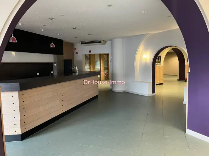 Immeuble commercial de 500 m² - Villeneuve-sur-Lot (47300)