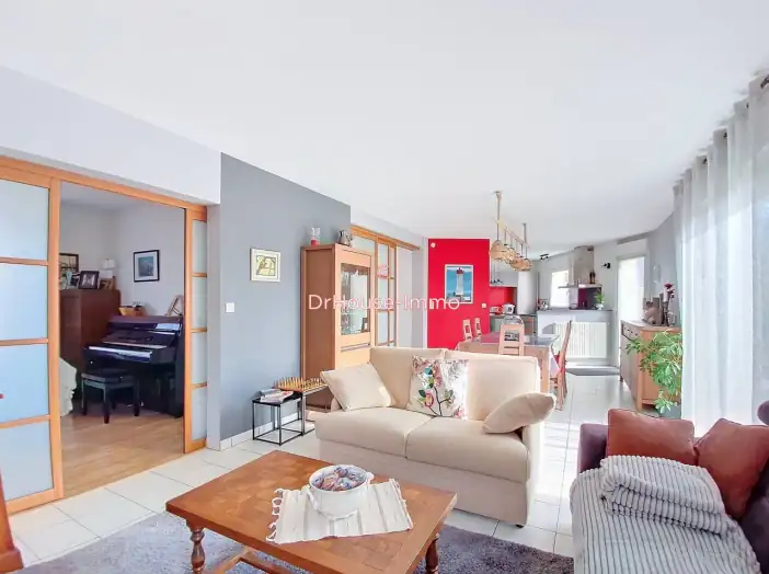 Image des la section Servies