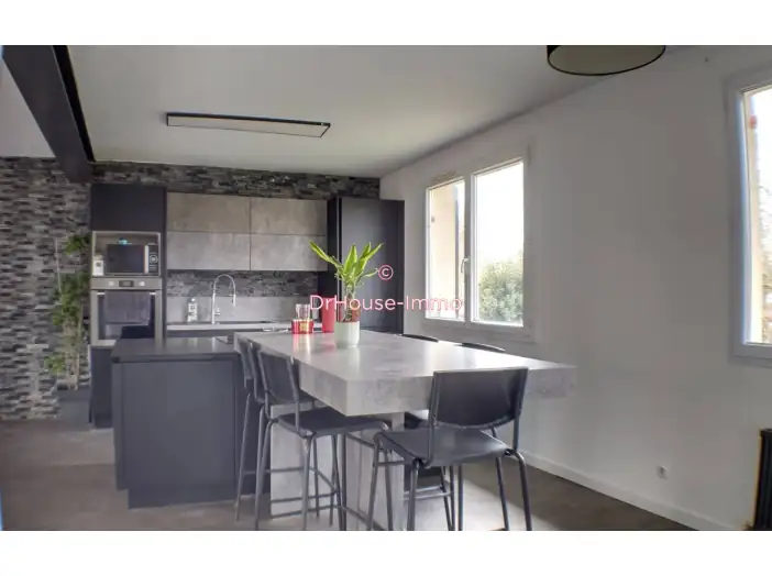 Maison 6 pièces de 135 m² - Croissy-Beaubourg (77183)