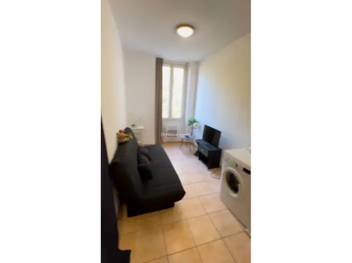 Appartement 1 pièce de 15 m² - Marseille (13001)