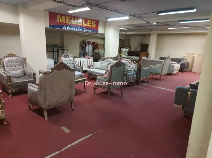 Commerce de 411 m² - Sarcelles (95200)