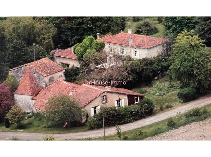 Maison de 288m² - 14 pièces