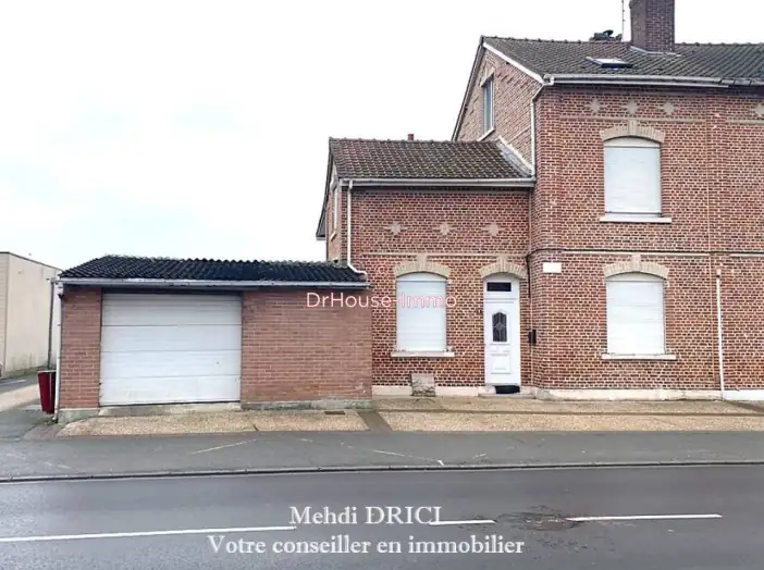 Maison 8 pièces de 177 m² - Courcelles-lès-Lens (62970)