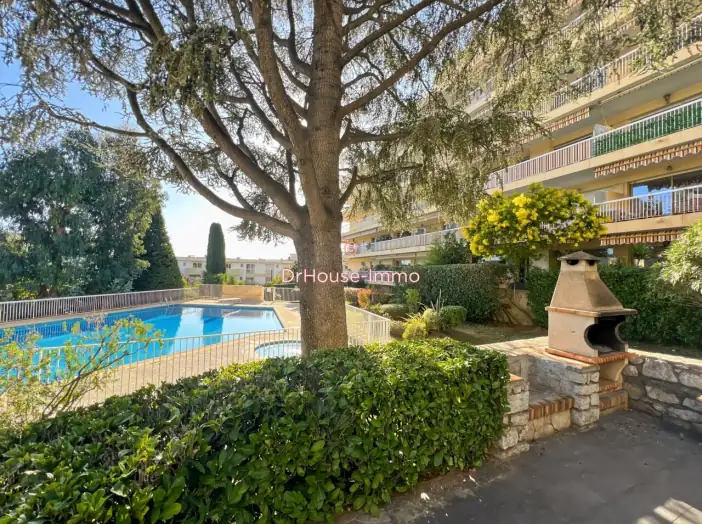 Image des la section Servies