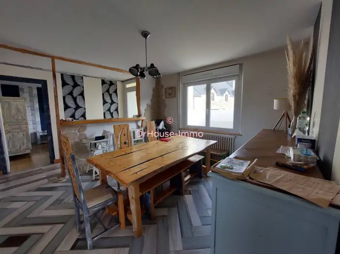 Maison 8 pièces de 161 m² - Kerlouan (29890)