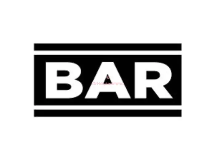 Commerce 3 pièces de 300 m² - Vidauban (83550)