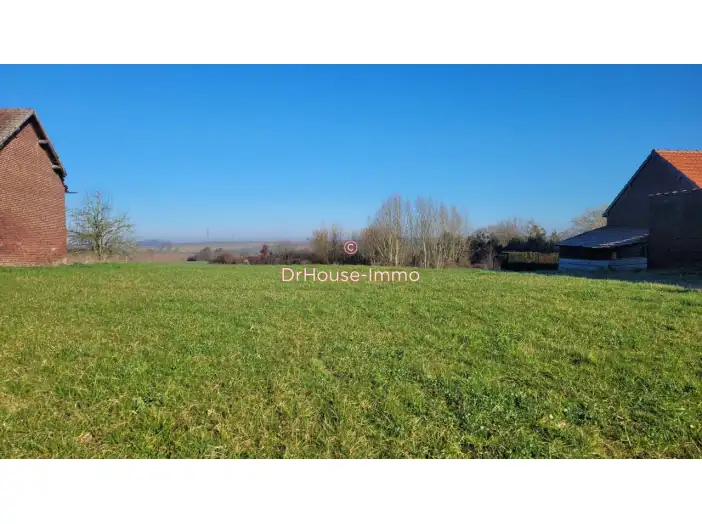 Terrain de 3 224 m² - Guiscard (60640)