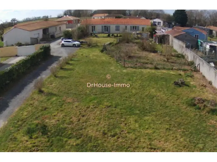 Terrain de 580 m² - La Limouzinière (44310)