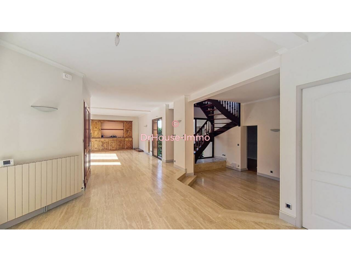 Maison de 171m² - 5 pièces