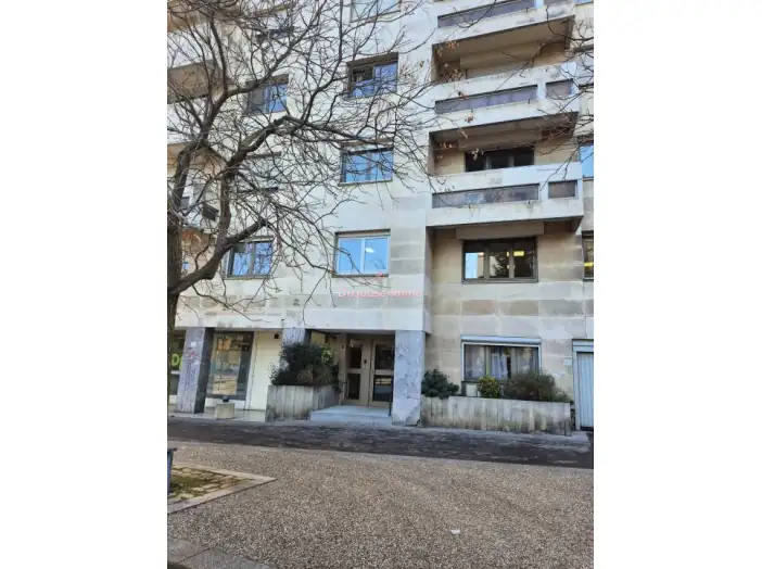 Image des la section Servies