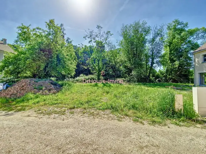 Terrain de 1 047 m² - Rambouillet (78120)