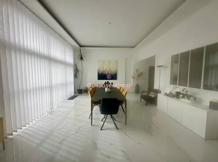 Maison 7 pièces de 204 m² - Saint-Marcel-lès-Valence (26320)