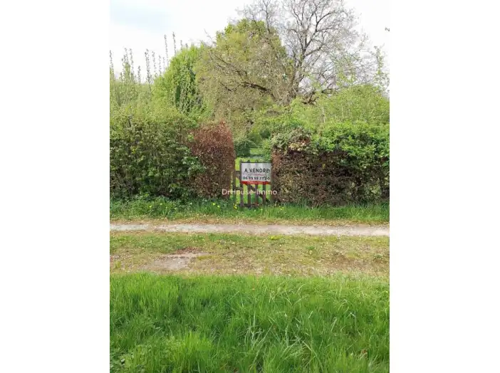 Terrain de 265 m² - Clermont-en-Argonne (55120)