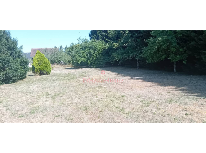 Terrain de 775m²