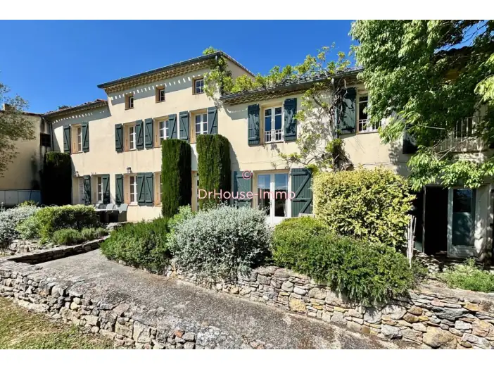 Maison 20 pièces de 809 m² - Carcassonne (11000)