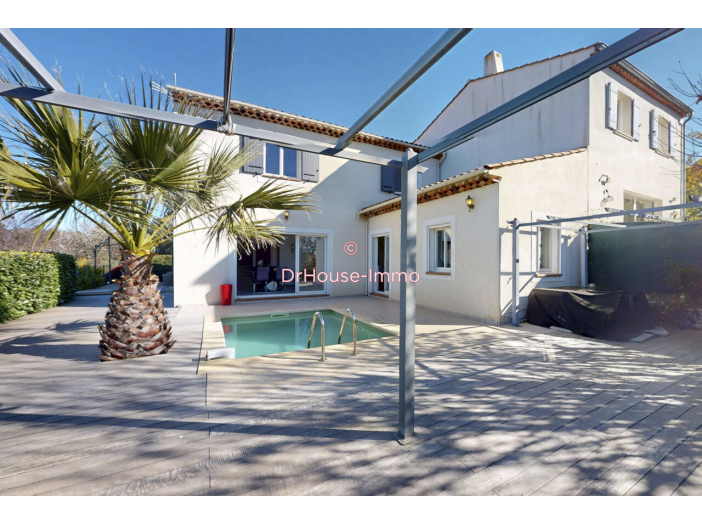 Maison de 150m² - 6 pièces
